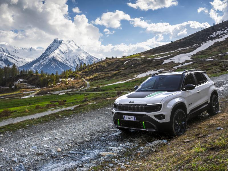 DerneueJeepAvenger4xe 2 1